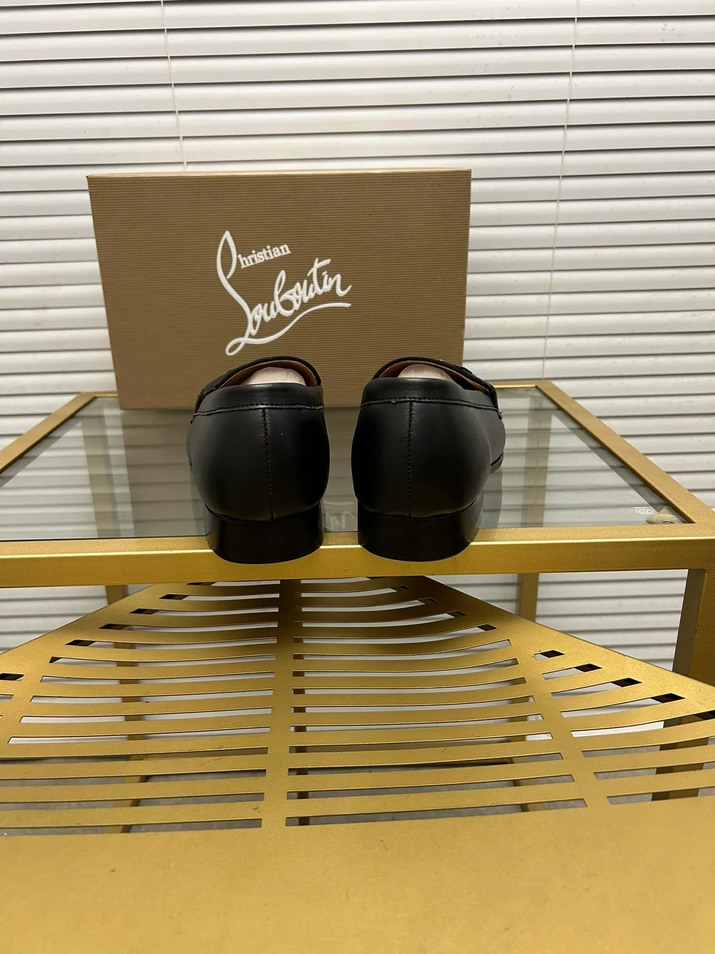 (Customized model) Ex-factory price is 520. christian louboutin (CL red sole shoes) counter series, casual sneakers for couples 📢 📢 📢 Exclusive hot style release 🎈🎈💪 Movable latex feet 👻 Finished outsole line [Proud] 😝Female 35-40# Male 38#-46, global supply😝 [Top version]: Original imported genuine leather upper, top original leather lining, original molded TPU outsole, original 1:1 detail processing, original shoe last,